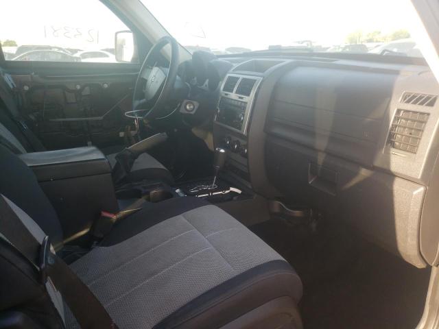 Photo 5 from auction – 2008 DODGE NITRO SXT with VIN 1D8GU28KX8W214055