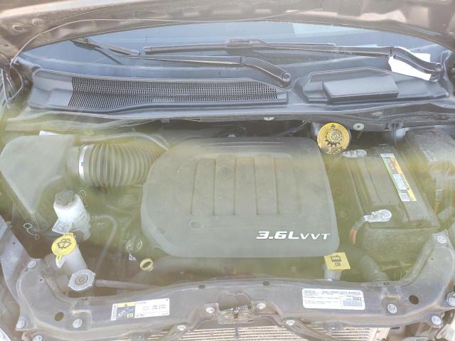 Photo 7 from auction – 2016 CHRYSLER TOWN & COU with VIN 2C4RC1BG9GR246141