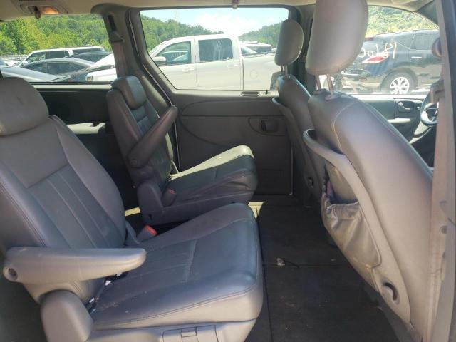 Photo 6 from auction – 2005 CHRYSLER TOWN & COU with VIN 2C4GP54LX5R124284
