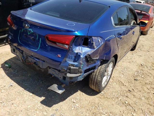 Photo 4 from auction – 2017 KIA FORTE LX with VIN 3KPFL4A78HE022710