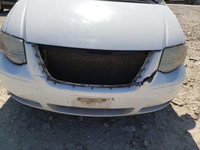 Photo 9 from auction – 2007 CHRYSLER TOWN & COU with VIN 2A4GP54L27R136765