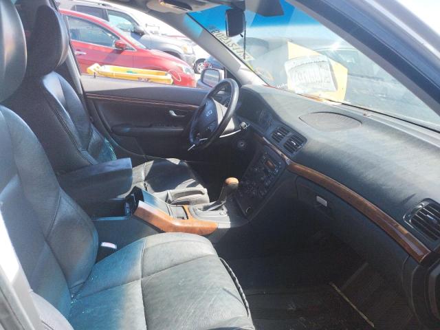 Photo 5 from auction – 2005 VOLVO S80 2.5T with VIN YV1TS592851390463