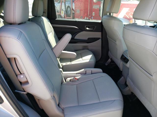 Photo 6 from auction – 2019 TOYOTA HIGHLANDER with VIN 5TDDZRFH6KS747529