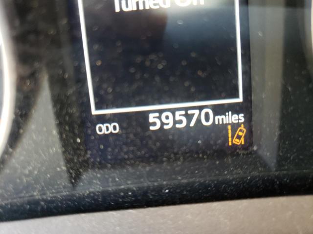 Photo 8 from auction – 2018 TOYOTA RAV4 LE with VIN 2T3BFREV3JW834695