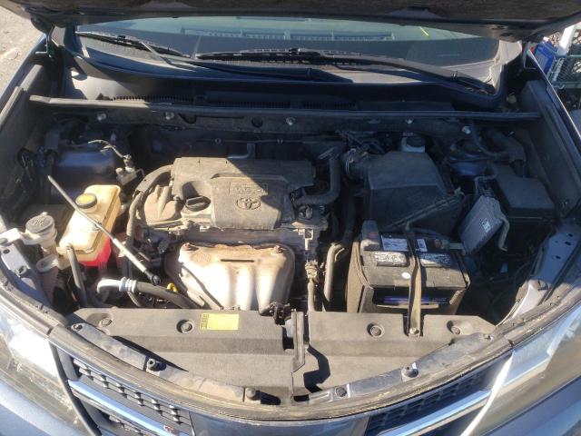 Photo 7 from auction – 2014 TOYOTA RAV4 LE with VIN JTMBFREV4ED062369