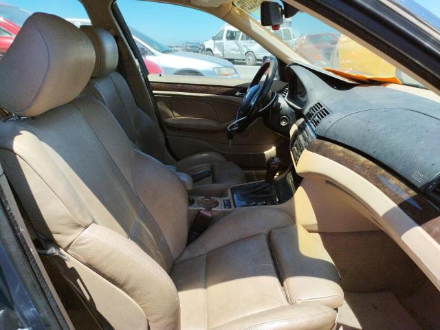 Photo 5 from auction – 2003 BMW 325 XIT with VIN WBAEP33493PF02177