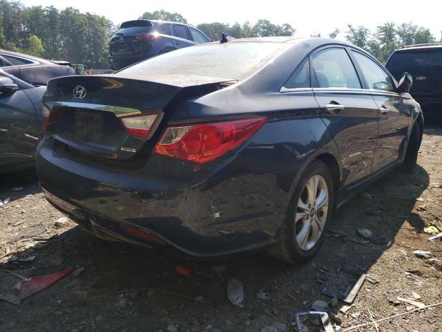 Photo 4 from auction – 2013 HYUNDAI SONATA SE with VIN 5NPEC4AC3DH528704