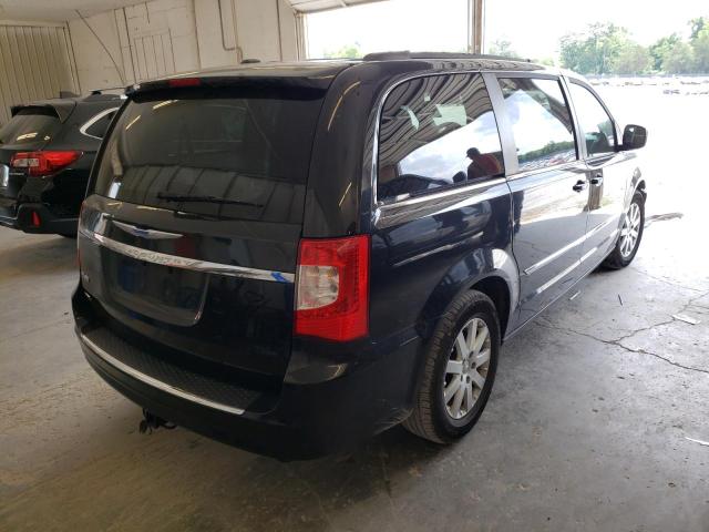 Photo 4 from auction – 2015 CHRYSLER TOWN & COU with VIN 2C4RC1BG5FR726420