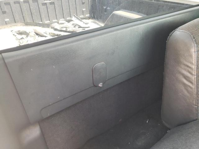 Photo 6 from auction – 2002 CHEVROLET SILVERADO with VIN 1GCEC14W42Z207152