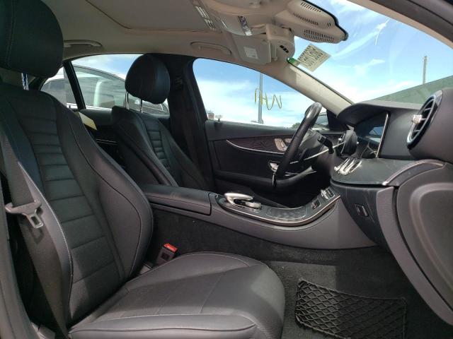 Photo 5 from auction – 2018 MERCEDES-BENZ E 300 with VIN WDDZF4JB9JA390031