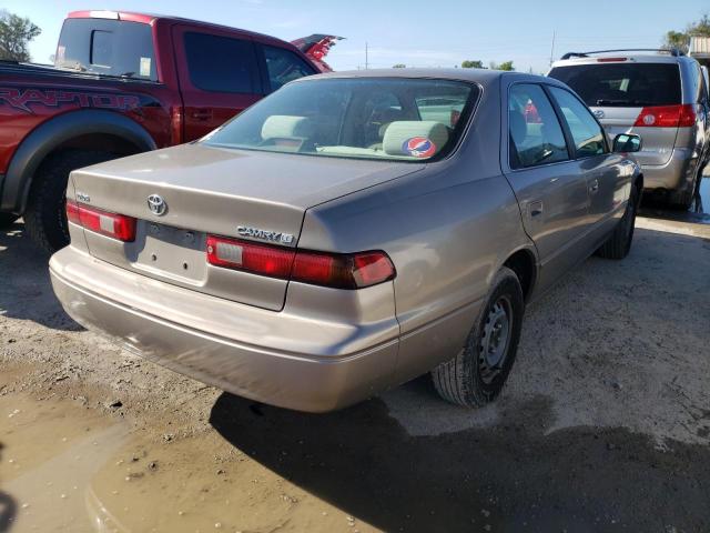 Photo 4 from auction – 1999 TOYOTA CAMRY CE with VIN 4T1BG22K5XU499147