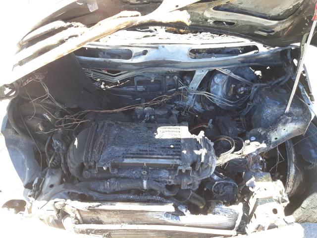 Photo 7 from auction – 2005 MINI COOPER S with VIN WMWRE33535TL12804