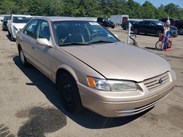 TOYOTA CAMRY CE 1998 with VIN 4T1BG22K6WU198546 - Photo from auction