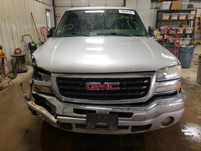 Photo 9 from auction – 2005 GMC NEW SIERRA with VIN 2GTEC13T451268151