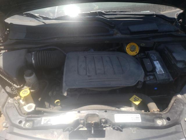 Photo 7 from auction – 2014 CHRYSLER TOWN & COU with VIN 2C4RC1BG0ER293782