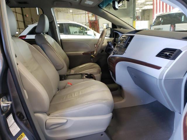 Photo 5 from auction – 2011 TOYOTA SIENNA XLE with VIN 5TDDK3DC7BS010848
