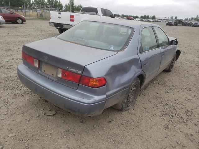 Photo 4 from auction – 2000 TOYOTA CAMRY with VIN 4T1BG22K5YU686647