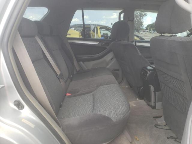 Photo 6 from auction – 2003 TOYOTA 4RUNNER SR with VIN JTEBU14R630003934
