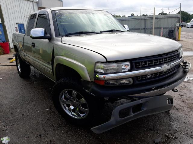 CHEVROLET SILVERADO 2000 with VIN 1GCEK19T6YZ321387 - Photo from auction