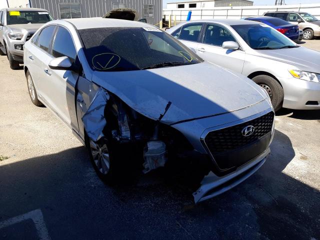 HYUNDAI SONATA HYB 2017 with VIN KMHE24L10HA059188 - Photo from auction
