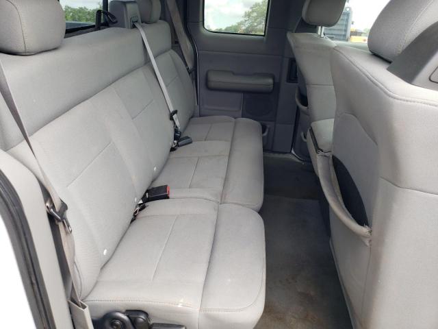 Photo 6 from auction – 2004 FORD F150 with VIN 1FTRX14WX4NB55736
