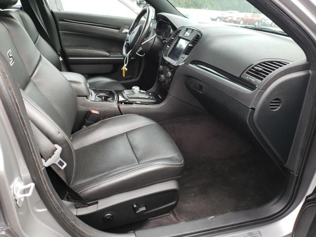 Photo 5 from auction – 2018 CHRYSLER 300 S with VIN 2C3CCABG8JH262144