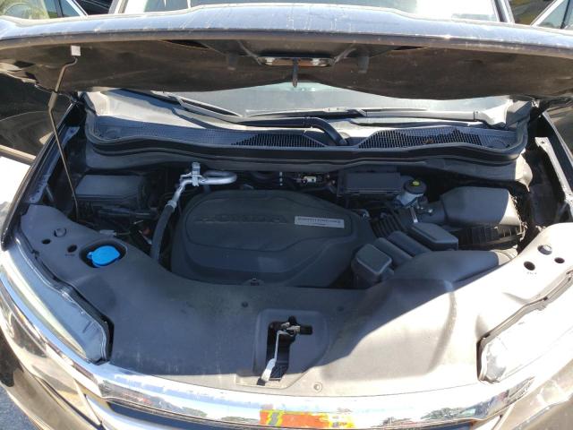 Photo 7 from auction – 2018 HONDA PILOT TOUR with VIN 5FNYF6H97JB063560