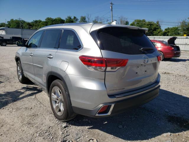 Photo 3 from auction – 2019 TOYOTA HIGHLANDER with VIN 5TDDZRFH6KS747529