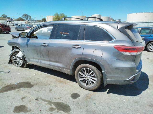 Photo 3 from auction – 2018 TOYOTA HIGHLANDER with VIN 5TDJZRFH3JS819160