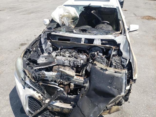Photo 9 from auction – 2015 CHEVROLET MALIBU 1LT with VIN 1G11C5SL5FF130578
