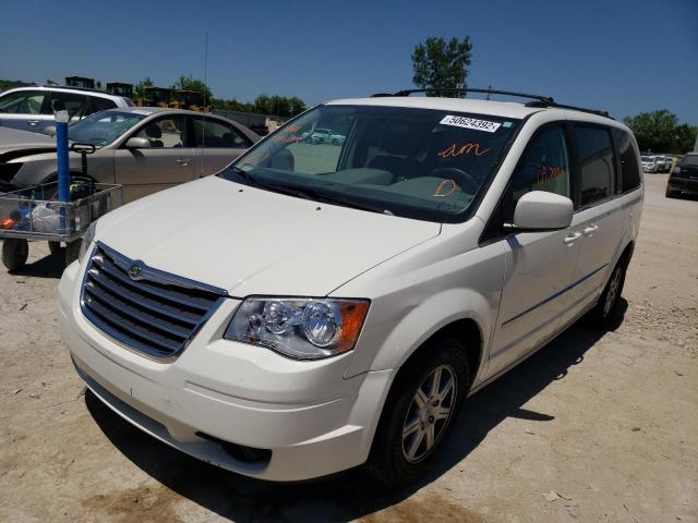 Photo 2 from auction – 2010 CHRYSLER TOWN & COU with VIN 2A4RR5D19AR249203