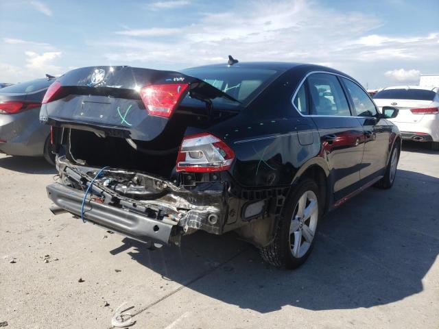 Photo 4 from auction – 2015 VOLKSWAGEN PASSAT S with VIN 1VWAS7A30FC100538