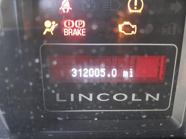 Photo 8 from auction – 2007 LINCOLN NAVIGATOR with VIN 5LMFU28557LJ14667