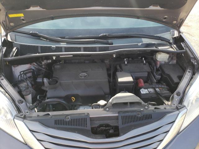 Photo 7 from auction – 2011 TOYOTA SIENNA XLE with VIN 5TDYK3DC2BS026912