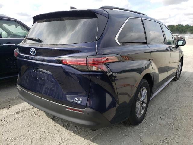 Photo 4 from auction – 2021 TOYOTA SIENNA XLE with VIN 5TDYRKEC2MS044754