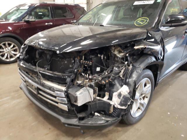 Photo 9 from auction – 2017 TOYOTA HIGHLANDER with VIN 5TDDZRFH3HS377049