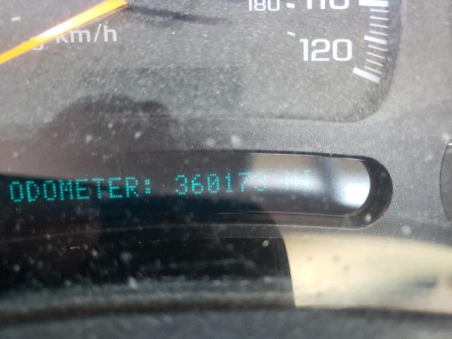Photo 8 from auction – 2005 CHEVROLET SILVERADO with VIN 1GCEC19XX5Z131538