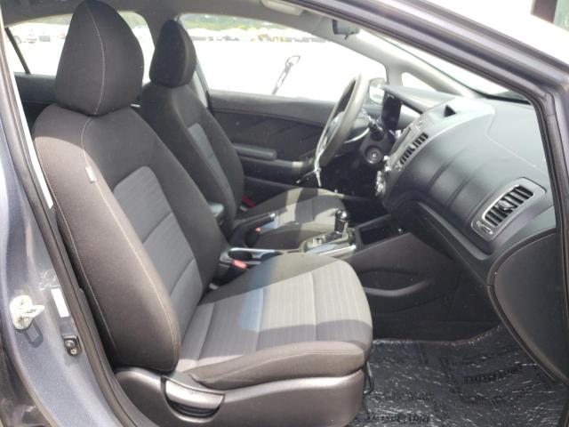Photo 5 from auction – 2017 KIA FORTE LX with VIN 3KPFL4A75HE114941