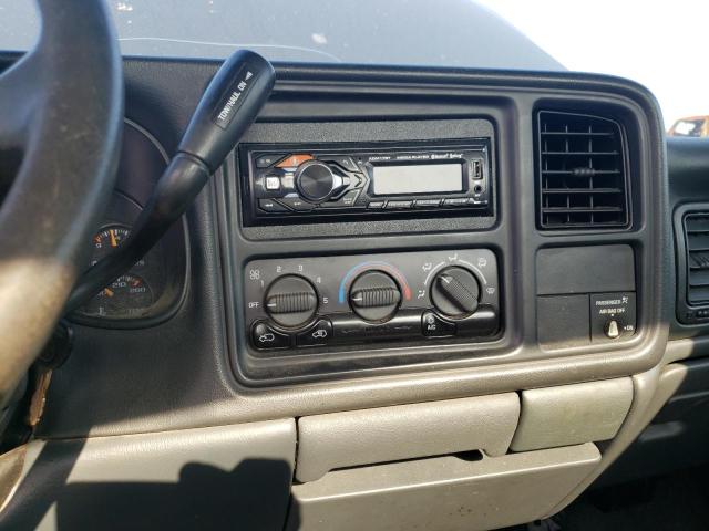 Photo 9 from auction – 2002 CHEVROLET SILVERADO with VIN 1GCEC14W72Z141986
