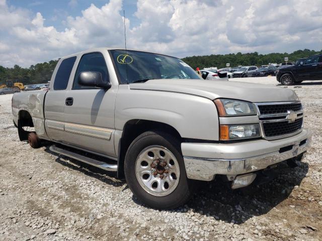 CHEVROLET SILVERADO 2007 with VIN 1GCEC19X67Z117557 - Photo from auction
