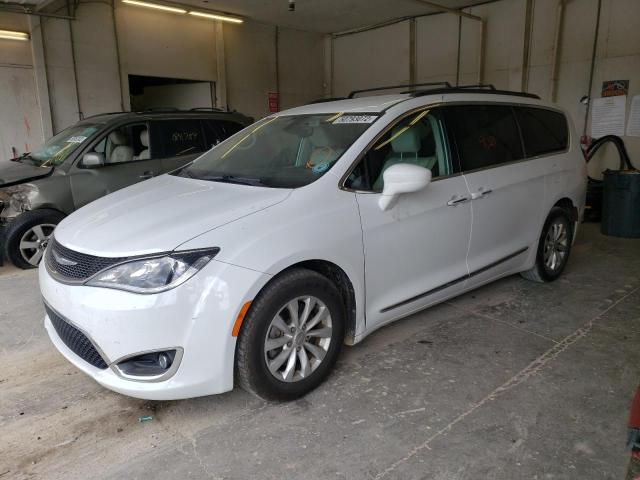 Photo 2 from auction – 2017 CHRYSLER PACIFICA T with VIN 2C4RC1BG6HR620898