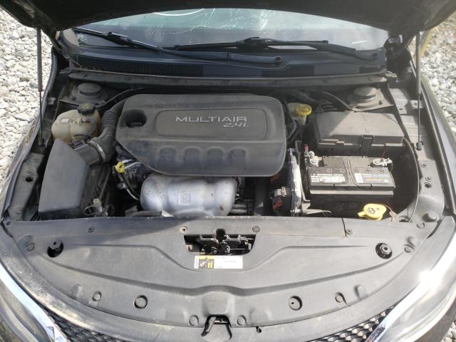 Photo 7 from auction – 2016 CHRYSLER 200 LIMITE with VIN 1C3CCCAB0GN155476