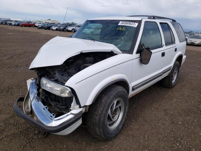 Photo 2 from auction – 2001 CHEVROLET BLAZER with VIN 1GNDT13W812155309