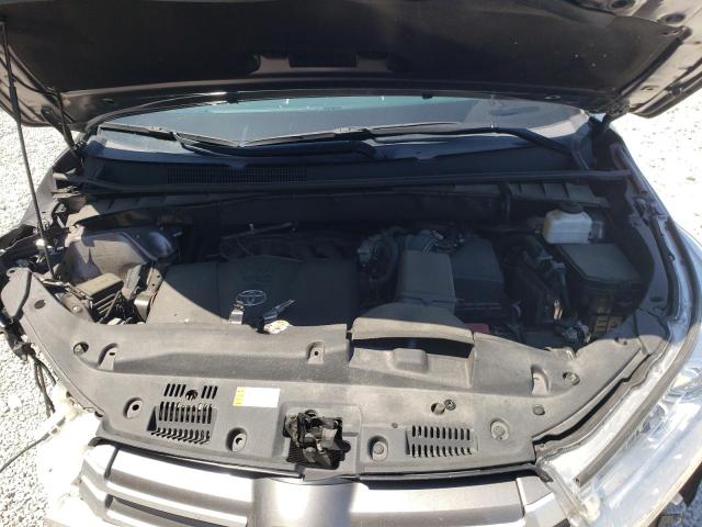 Photo 7 from auction – 2019 TOYOTA HIGHLANDER with VIN 5TDJZRFHXKS610709