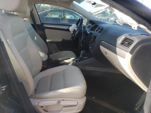 Photo 5 from auction – 2017 VOLKSWAGEN JETTA SE with VIN 3VWDB7AJ6HM391494