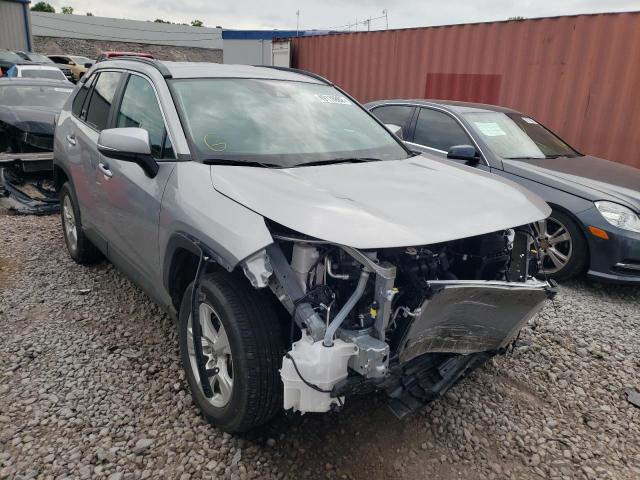 TOYOTA RAV4 XLE 2021 with VIN 2T3W1RFV9MC156460 - Photo from auction