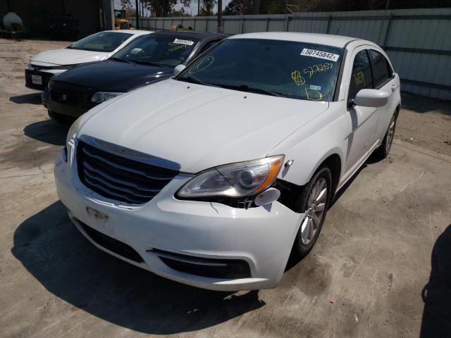 Photo 2 from auction – 2013 CHRYSLER 200 TOURIN with VIN 1C3CCBBG7DN527203