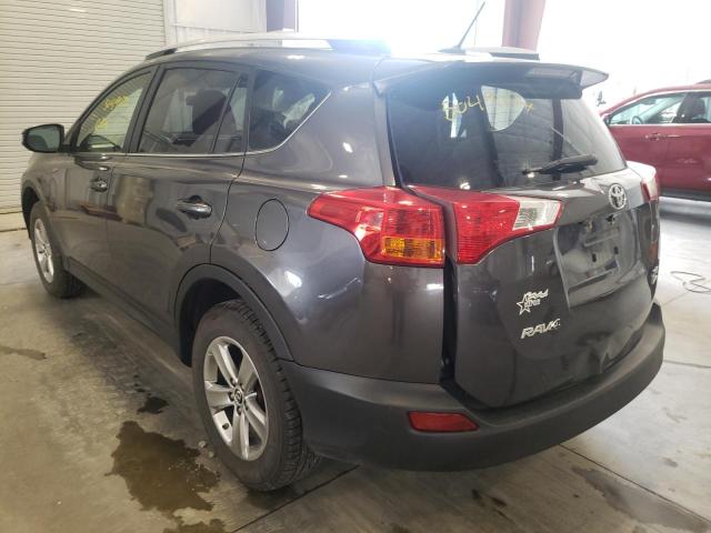 Photo 3 from auction – 2015 TOYOTA RAV4 XLE with VIN JTMRFREVXFJ026560