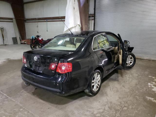 Photo 4 from auction – 2007 VOLKSWAGEN JETTA WOLF with VIN 3VWEG71K77M073509