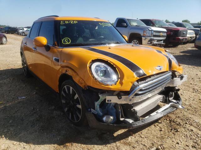 MINI COOPER 2017 with VIN WMWXU1C32H2E19353 - Photo from auction